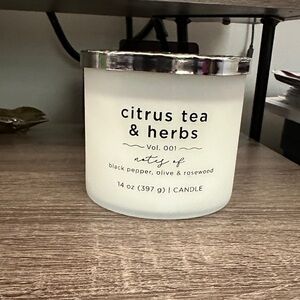 Citrus Tea & Herbs Candle - Classic White
